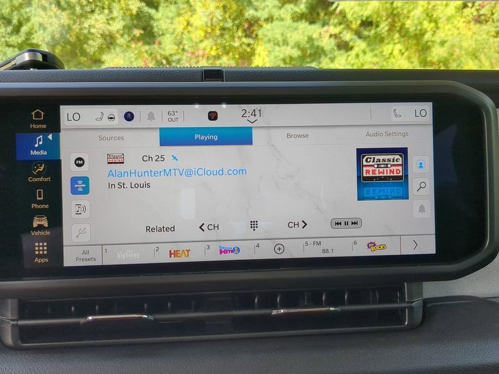 New 2025 Jeep Gladiator Willys image 17