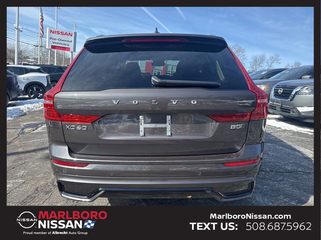 Used 2025 Volvo XC60 B5 Plus w/ Climate Package image 6