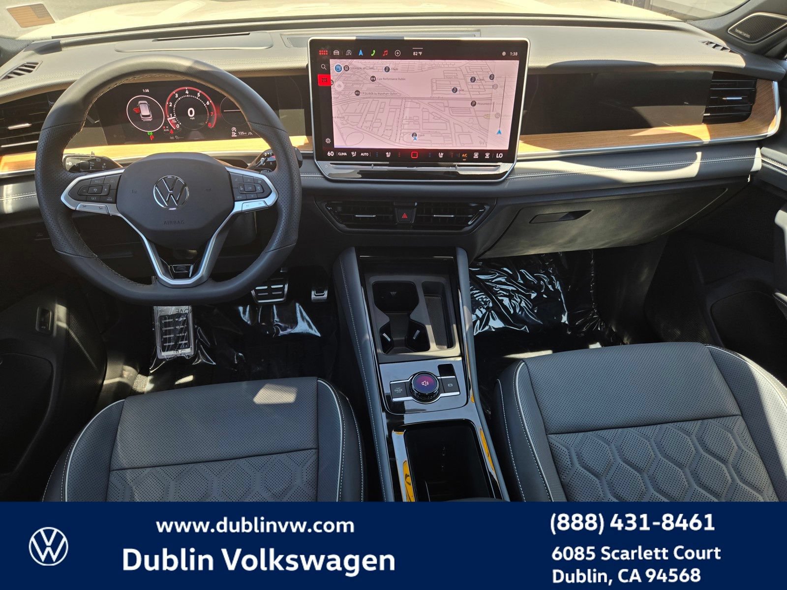 New 2026 Volkswagen Tiguan SEL R-Line AWD/4WD image 12