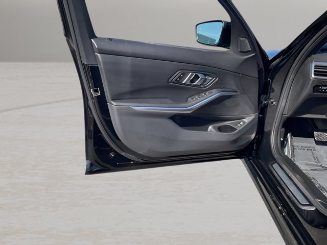 Used 2026 BMW 330i xDrive Sedan AWD/4WD image 10