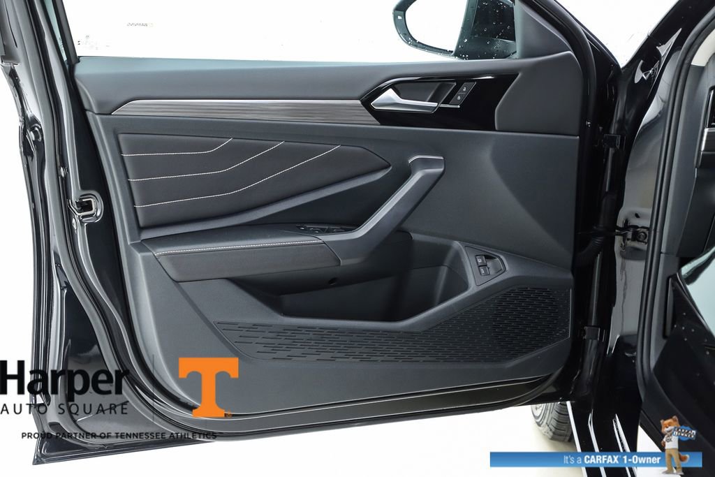 Used 2024 Volkswagen Jetta SEL FWD image 56