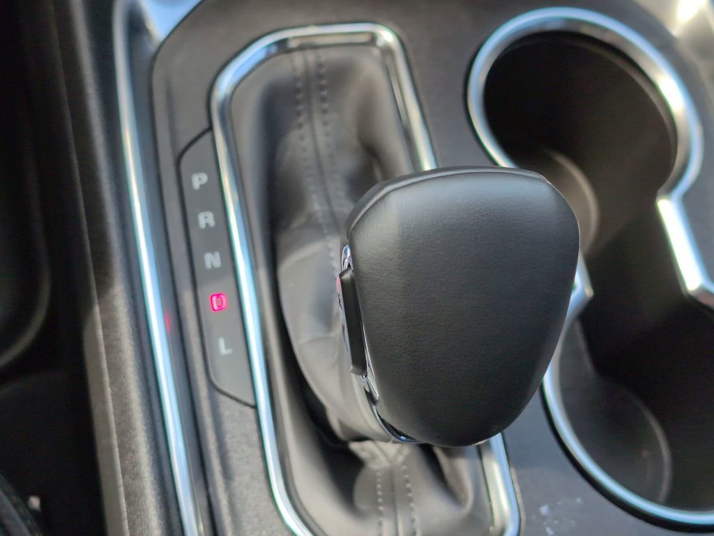 Used 2023 Chevrolet Traverse High Country image 22