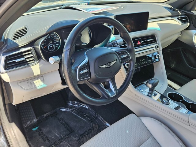 Used 2025 Genesis G70 2.5T image 10
