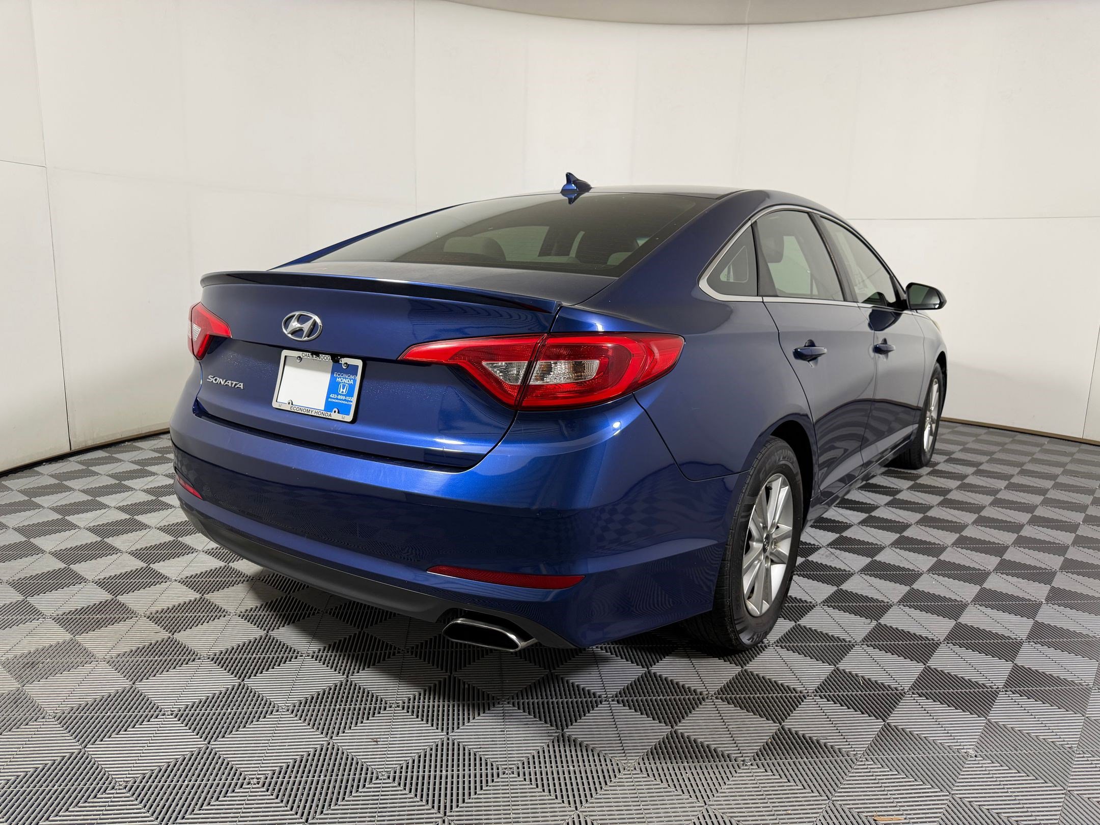 Used 2017 Hyundai Sonata SE FWD image 7