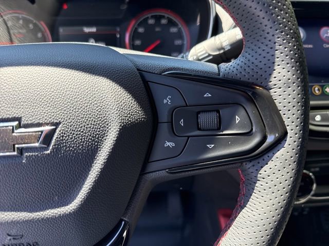 Used 2023 Chevrolet TrailBlazer RS w/ Sun and Liftgate Package FWD image 13