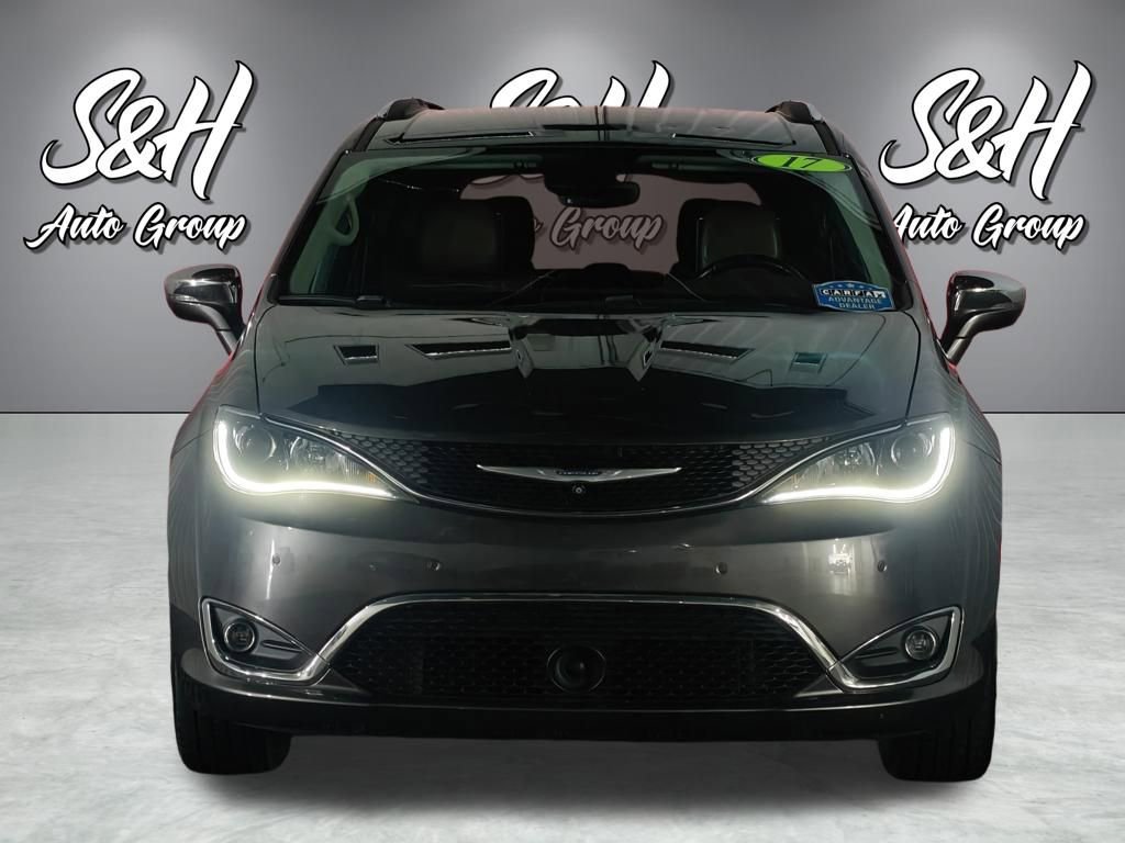 Used 2017 Chrysler Pacifica Limited FWD image 23