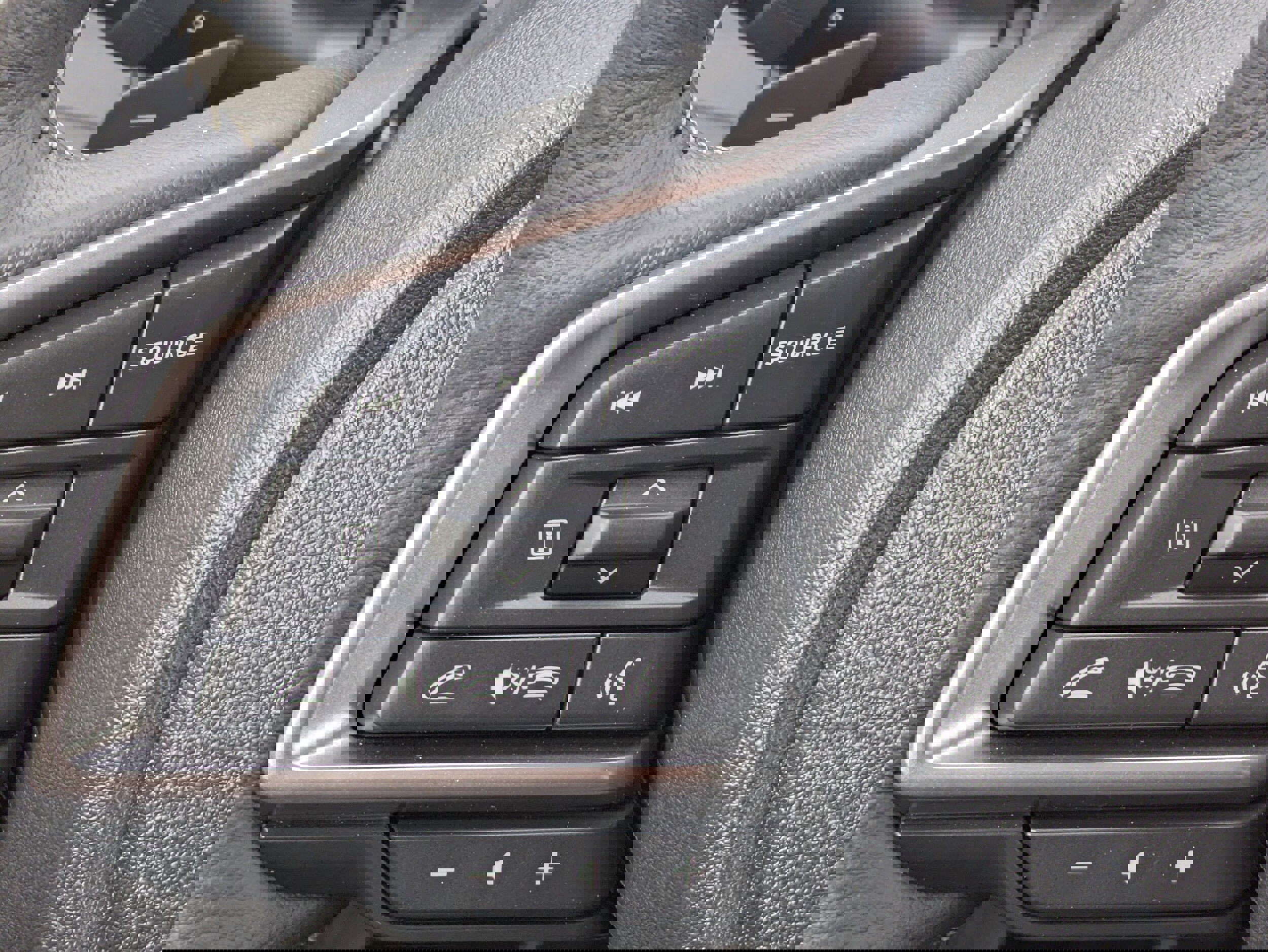 New 2026 Subaru Ascent Limited image 24