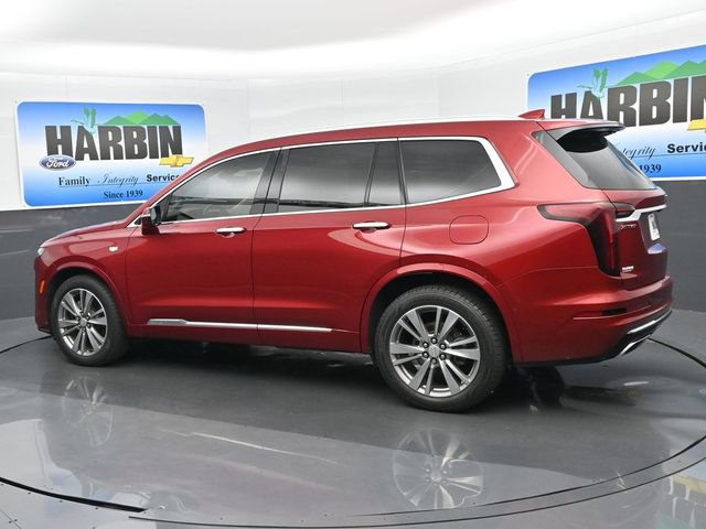 Used 2022 Cadillac XT6 Premium Luxury w/ Technology Package FWD image 3