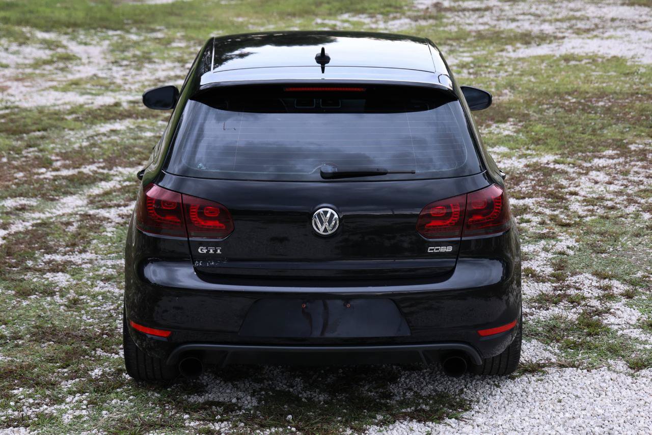 Used 2014 Volkswagen GTI Wolfsburg Edition FWD image 9