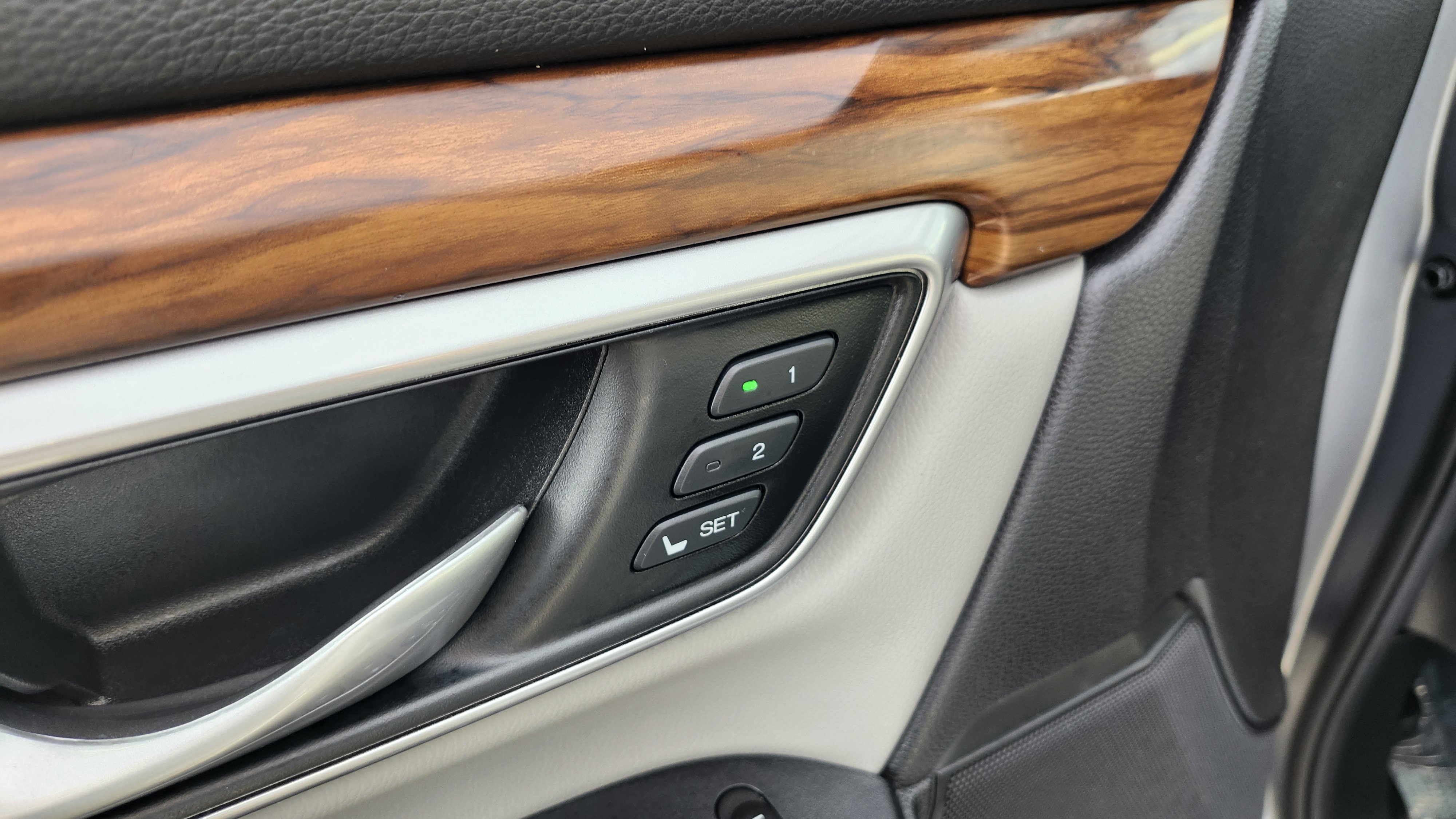 Used 2022 Honda CR-V EX-L image 27