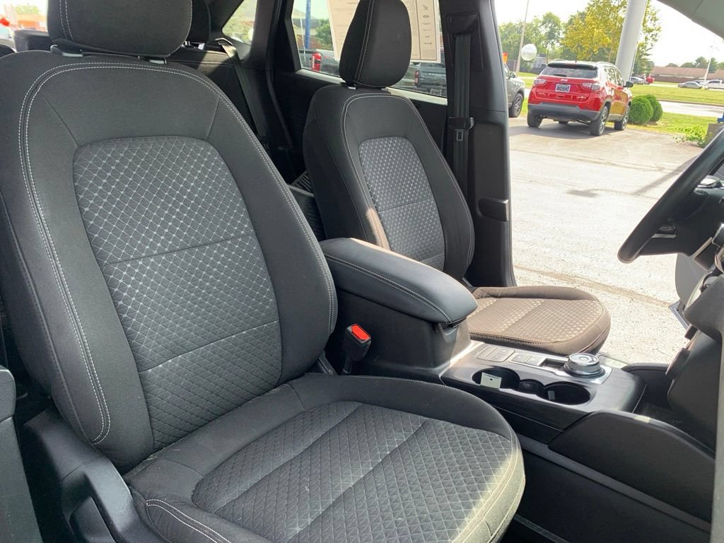 Used 2023 Ford Escape Active AWD/4WD image 24