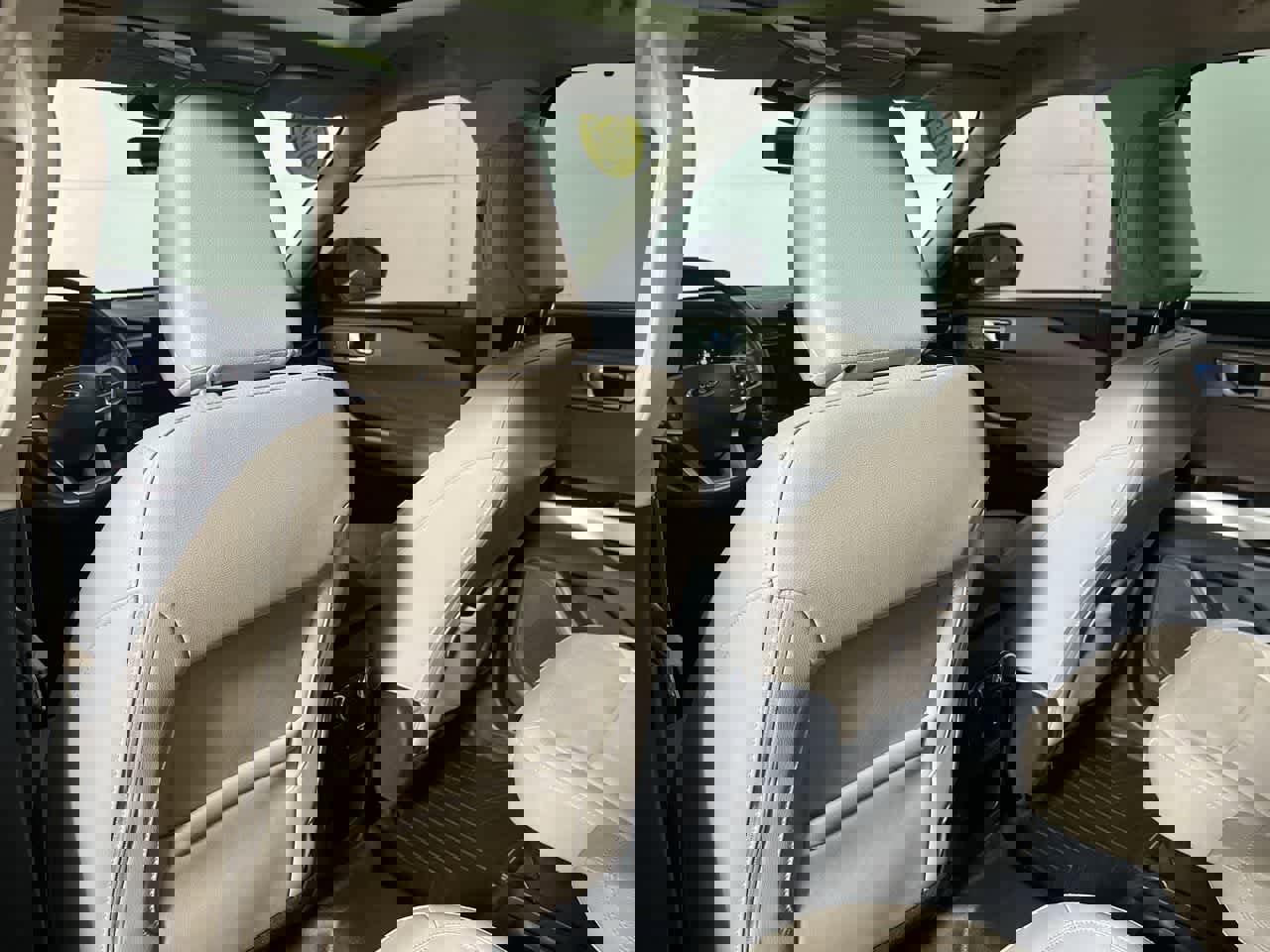 Used 2021 Ford Explorer Limited w/ Equipment Group 301A image 26