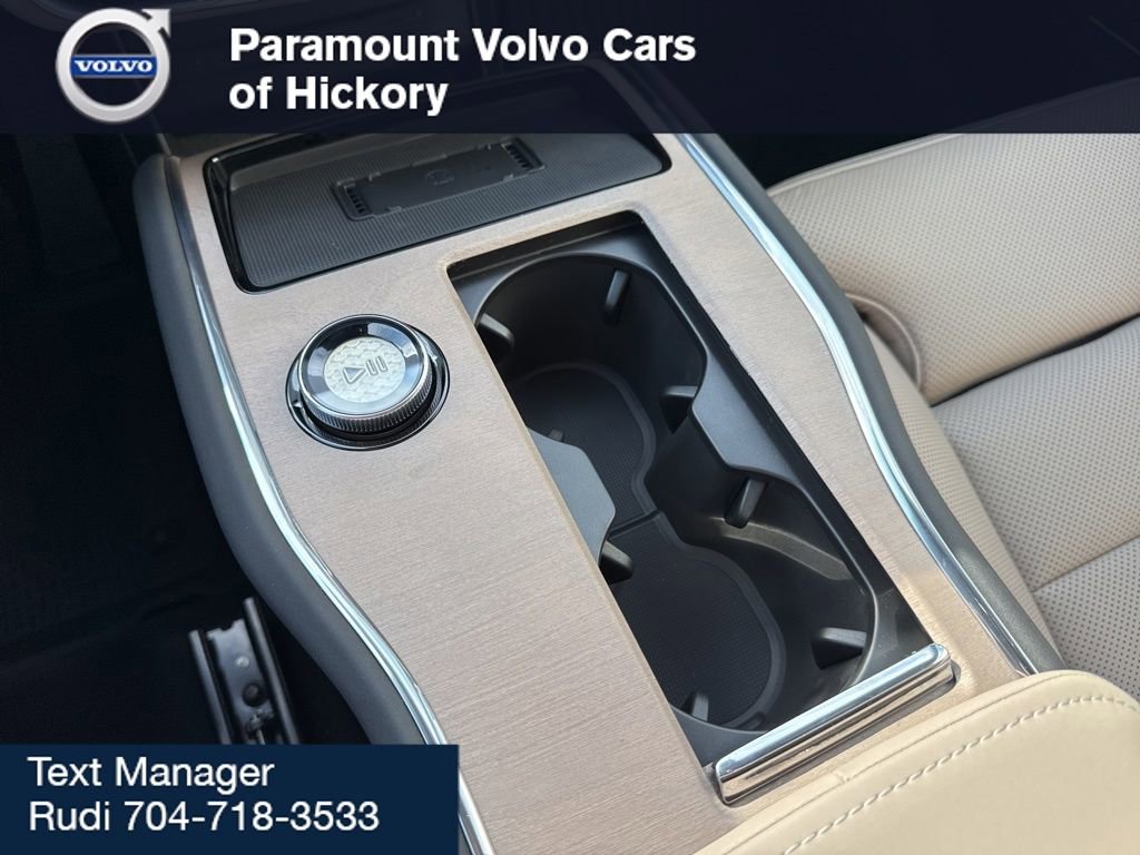 New 2026 Volvo EX90 Ultra image 32