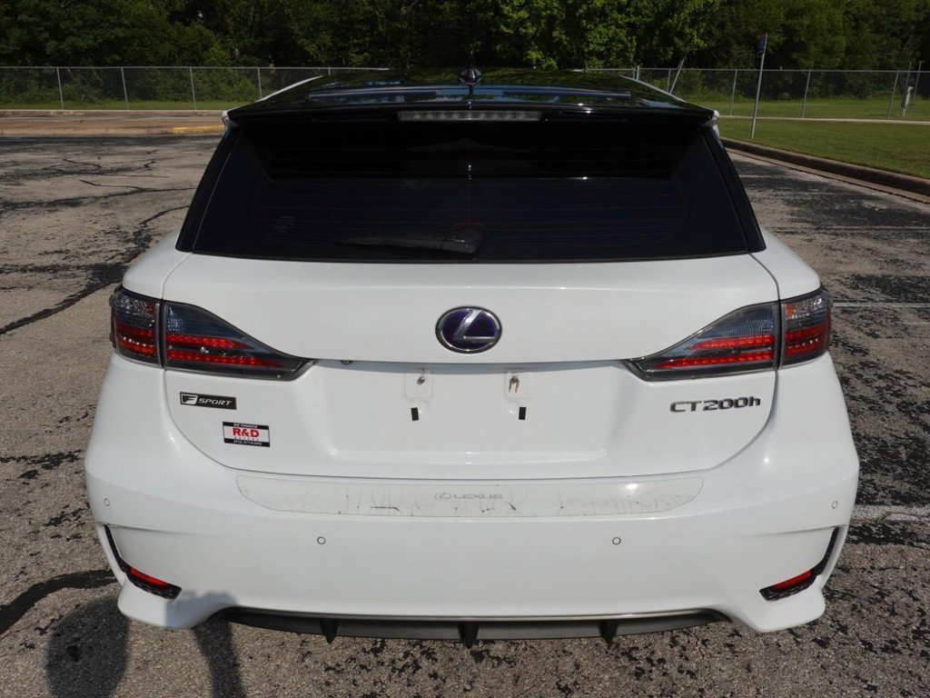 Used 2015 Lexus CT 200h w/ Navigation Package FWD image 6