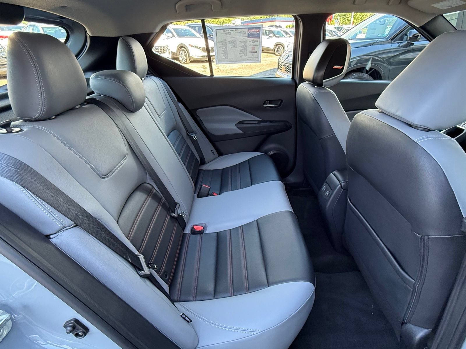Used 2023 Nissan Kicks SR w/ SR Premium Package FWD image 16