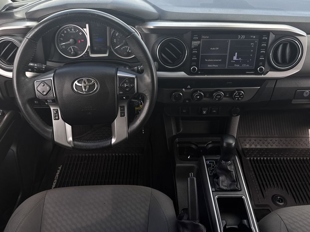 Used 2020 Toyota Tacoma SR5 AWD/4WD image 14