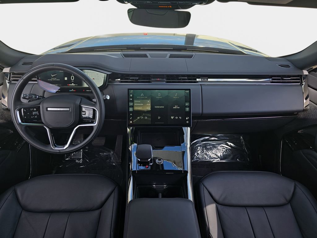 Certified 2025 Land Rover Range Rover Sport AWD/4WD image 9
