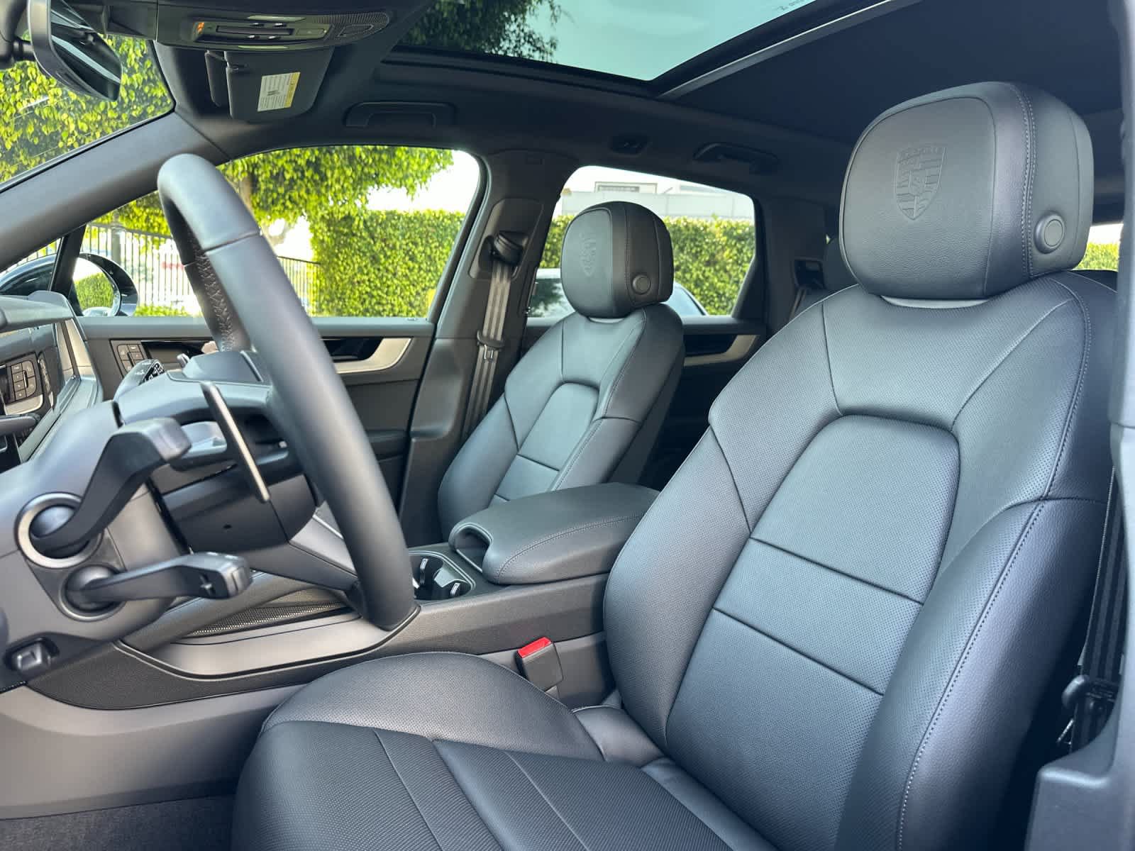 New 2026 Porsche Cayenne S AWD/4WD image 5