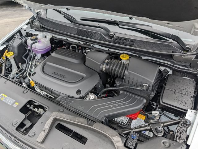 New 2027 Chrysler Pacifica Select FWD image 33