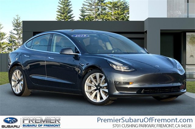 Used 2019 Tesla Model 3 Long Range image 1