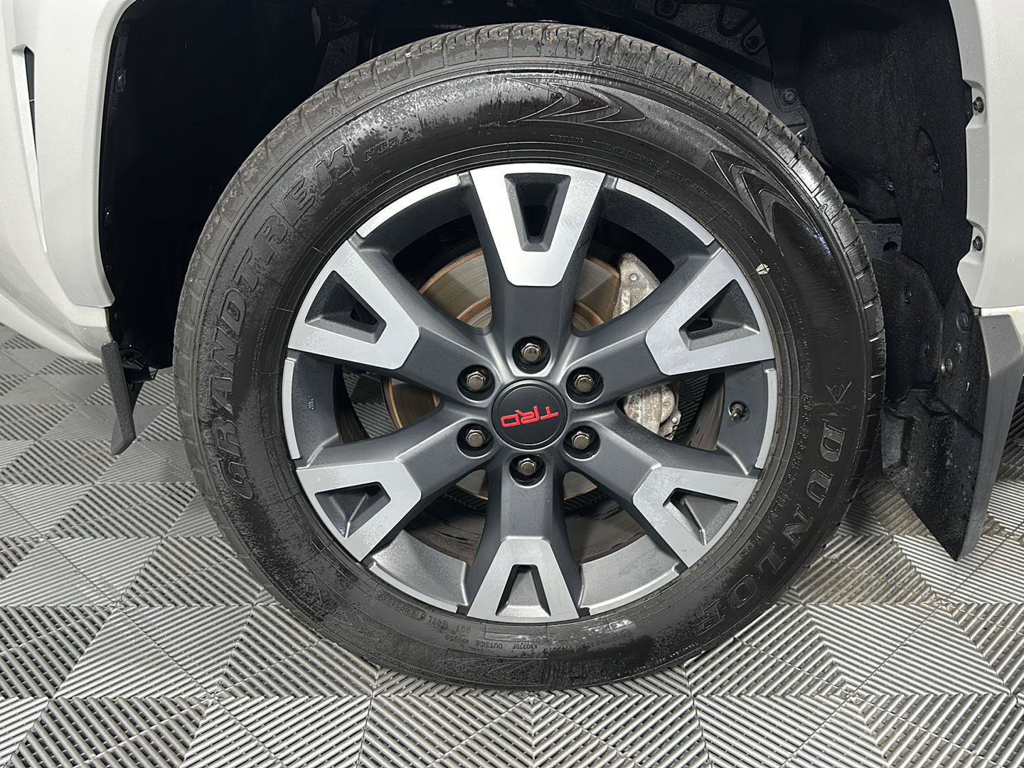 Used 2025 Toyota 4Runner TRD Sport AWD/4WD image 6