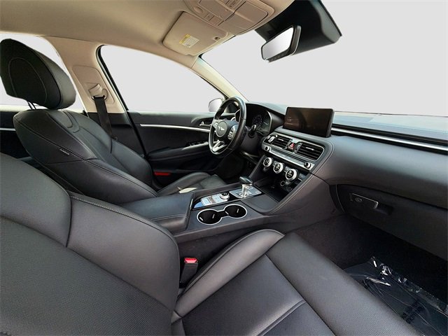 Used 2022 Genesis G70 2.0T image 27
