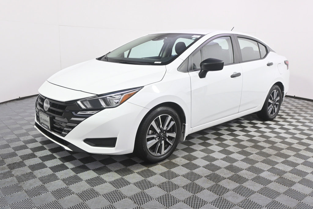 Used 2024 Nissan Versa S w/ S Plus Package FWD image 2