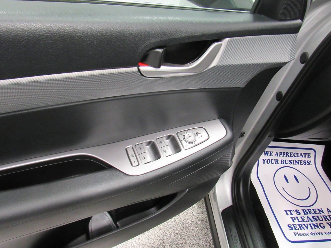 Used 2022 Hyundai Palisade SE AWD/4WD image 30