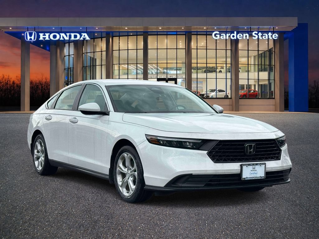 Certified 2023 Honda Accord LX image 2