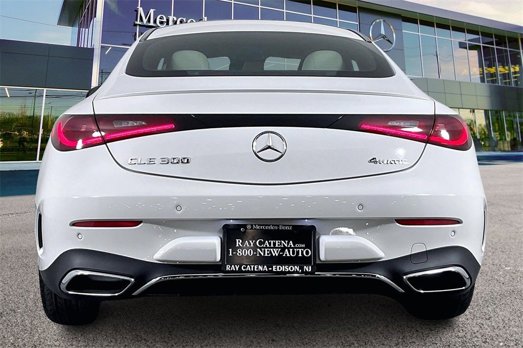New 2026 Mercedes-Benz CLE 300 4MATIC Coupe image 4