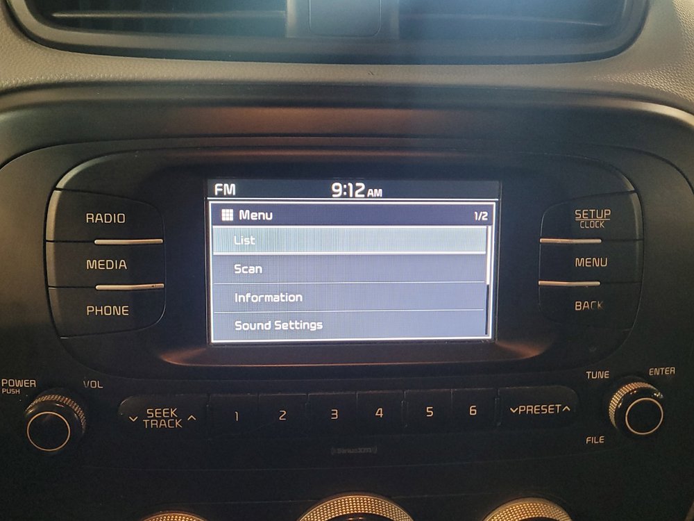 Used 2017 Kia Soul FWD image 25