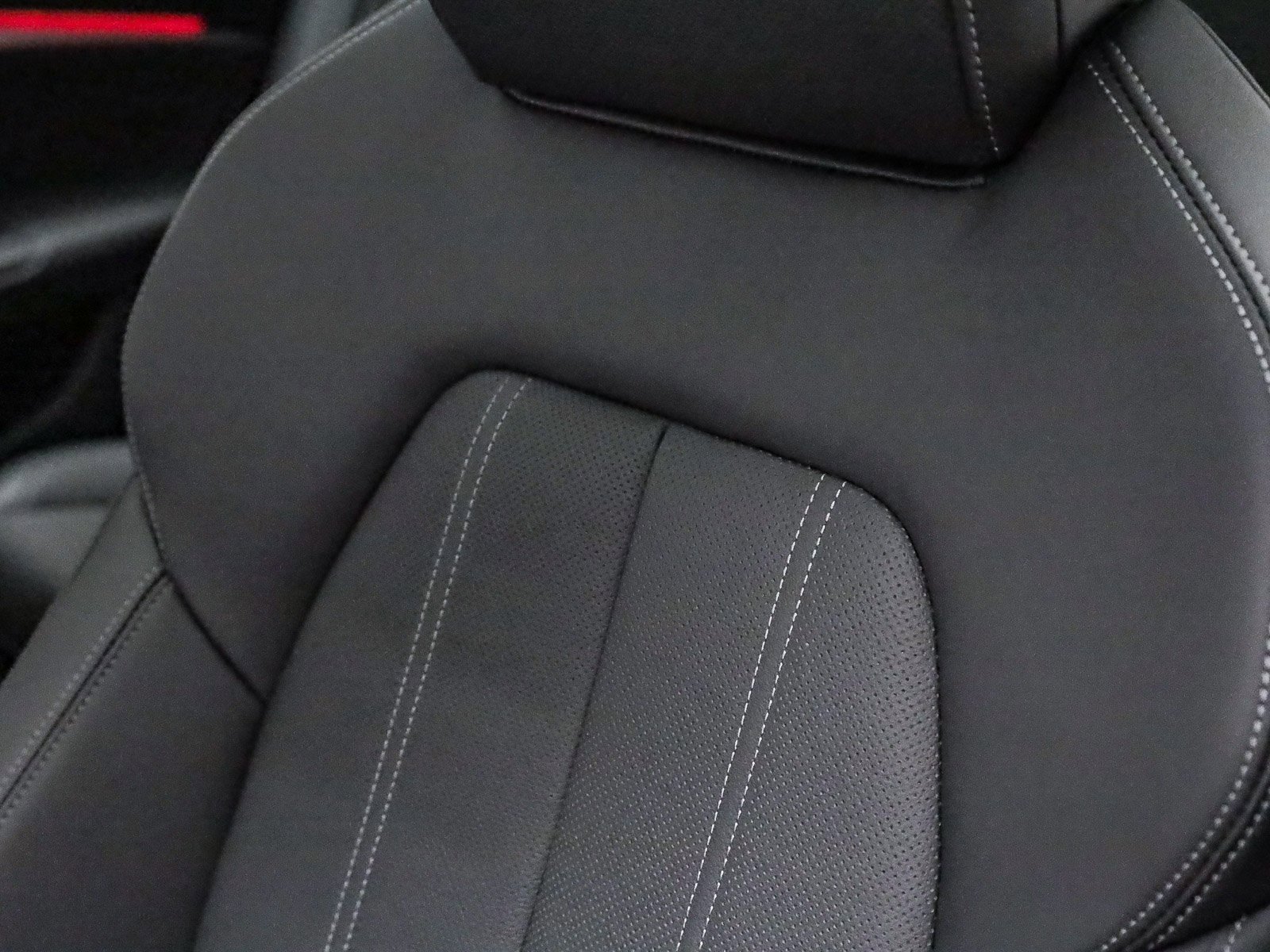 New 2025 Audi A6 e-tron Premium Plus image 24