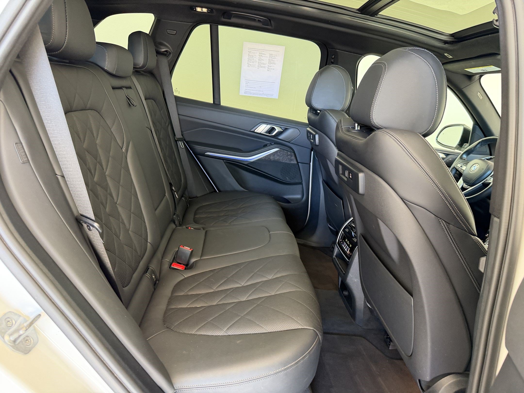 Used 2023 BMW X5 xDrive40i w/ Premium Package AWD/4WD image 31