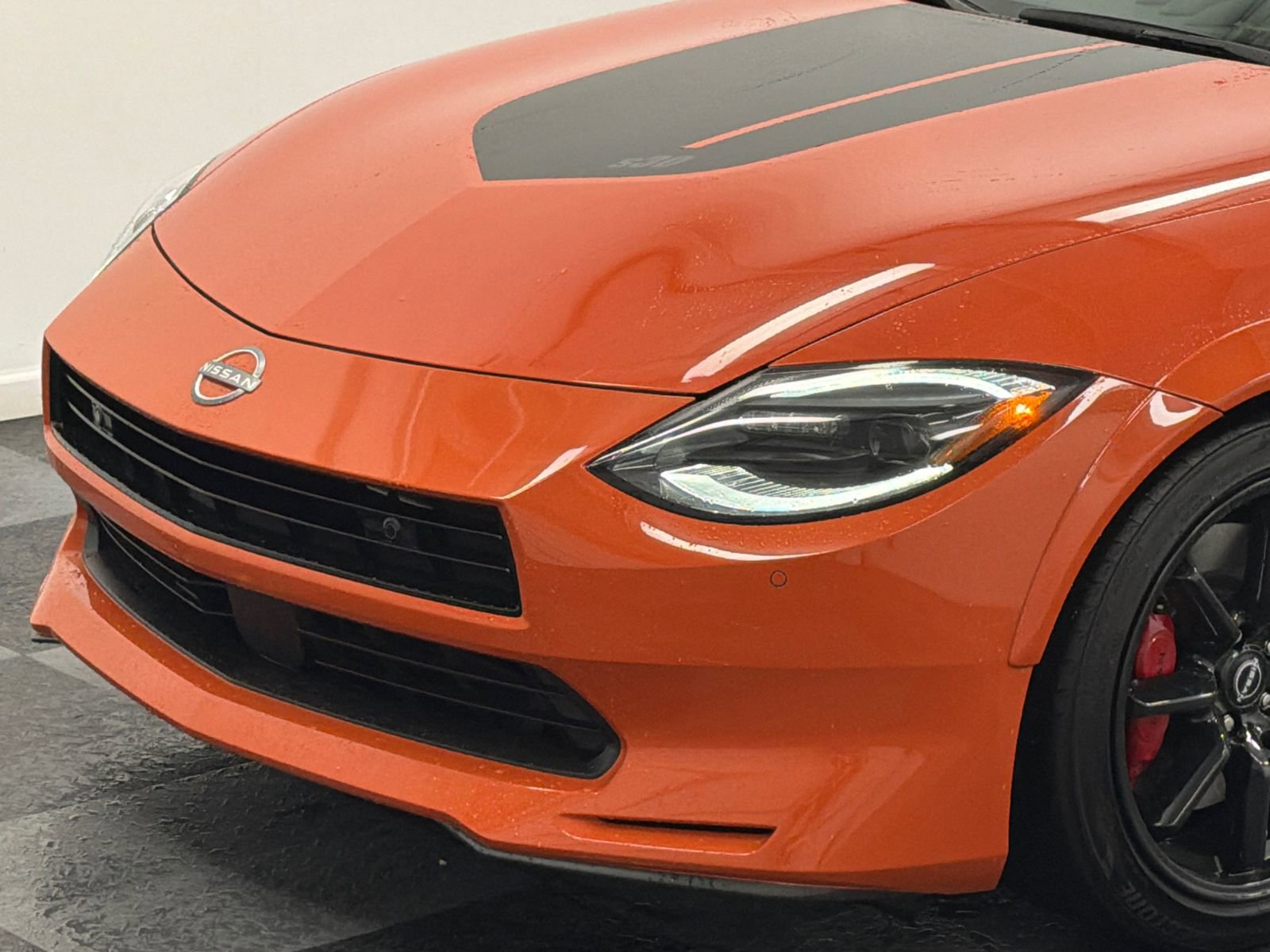 Used 2024 Nissan Z Performance w/ Heritage Edition image 2