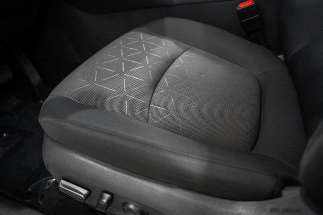 Used 2024 Toyota RAV4 XLE image 32