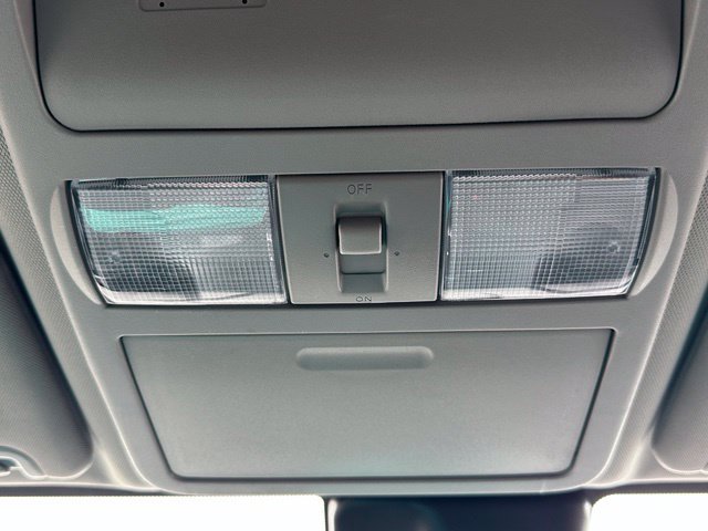 Used 2022 Nissan Frontier SV AWD/4WD image 36