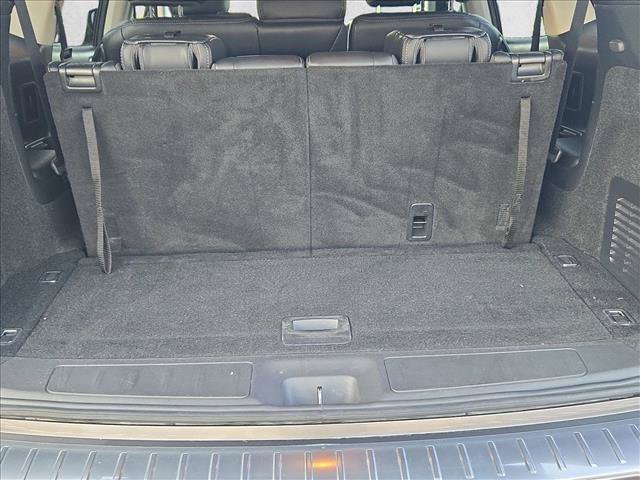 Used 2019 Nissan Pathfinder SL FWD image 6