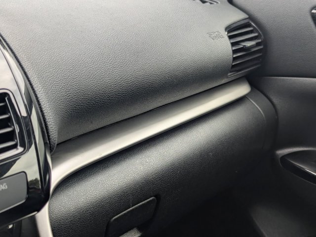 Used 2025 Mitsubishi Eclipse Cross AWD image 28