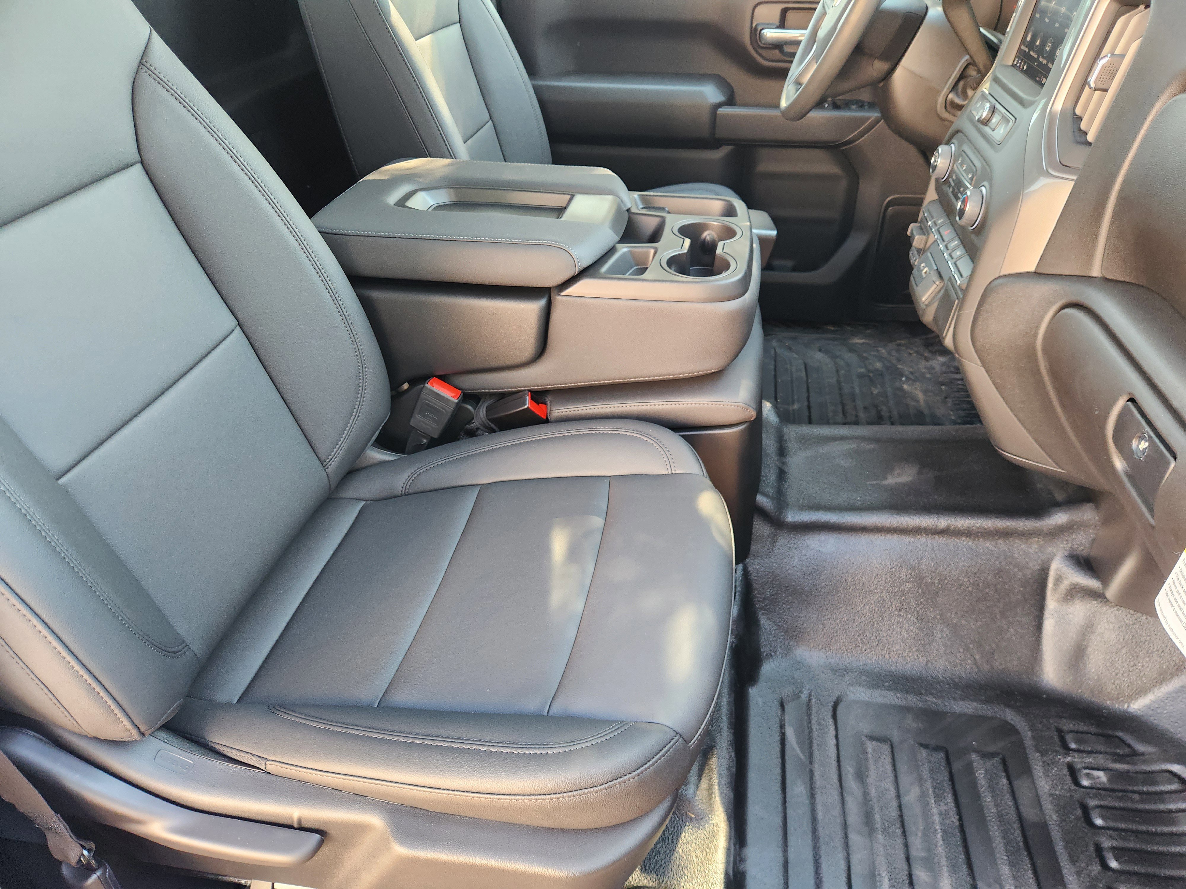 New 2025 Chevrolet Silverado 2500 W/T image 18