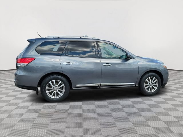 Used 2016 Nissan Pathfinder SL FWD image 6