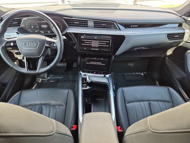 Certified 2024 Audi Q8 e-tron Premium Plus w/ Premium Plus Package AWD/4WD image 14
