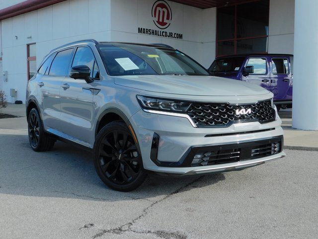 Used 2022 Kia Sorento SX image 2