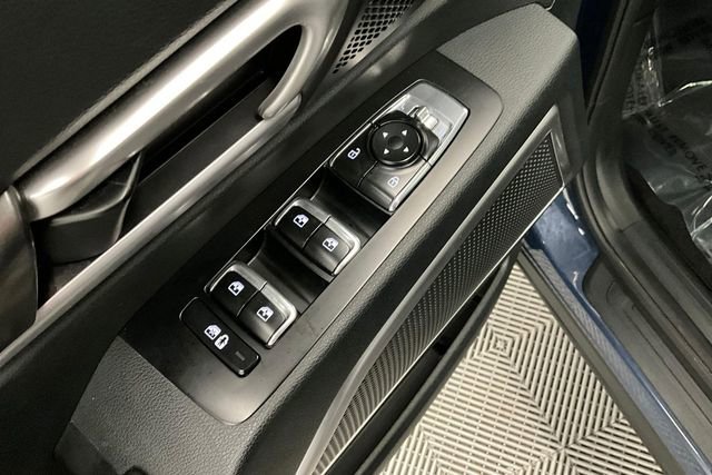 Used 2025 Kia Telluride S image 40