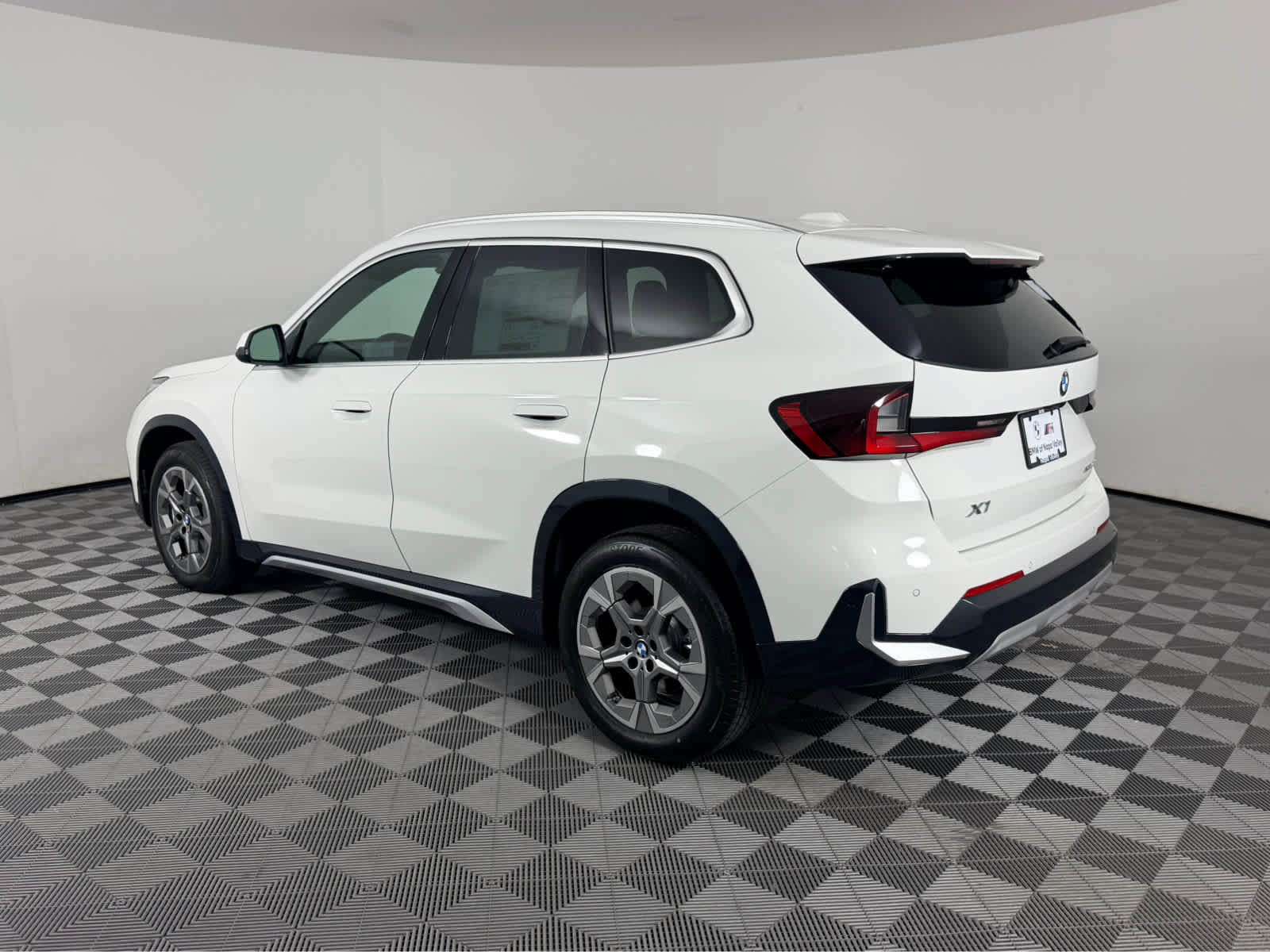 New 2027 BMW X1 xDrive28i AWD/4WD image 5