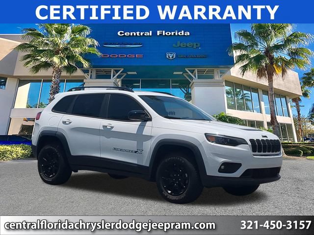 Certified 2022 Jeep Cherokee Latitude w/ Sun & Sound Group AWD/4WD image 1