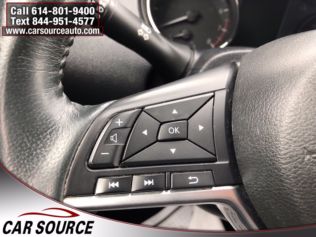 Used 2018 Nissan Rogue SV w/ Premium Package AWD/4WD image 12