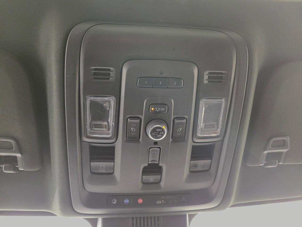 Used 2023 GMC Yukon XL Denali w/ Max Trailering Package image 19