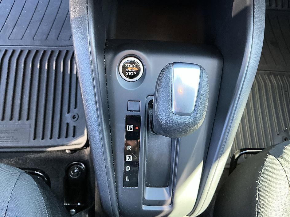Certified 2025 Nissan Kicks Play S FWD image 21