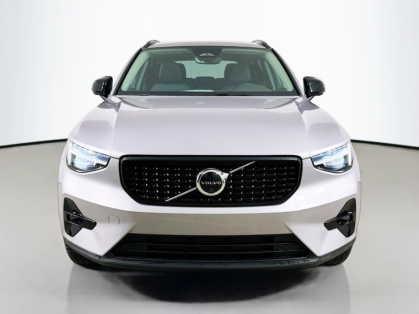 New 2026 Volvo XC40 B5 Ultra w/ Protection Package Premier AWD/4WD image 2