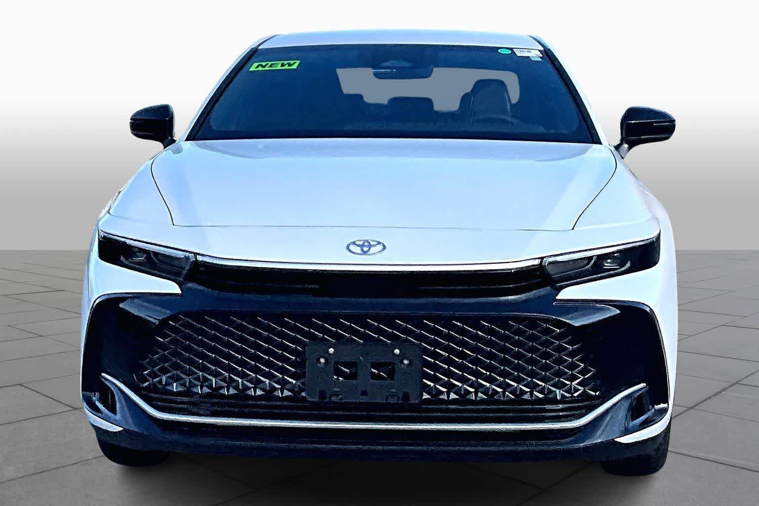 New 2026 Toyota Crown XLE AWD/4WD image 3